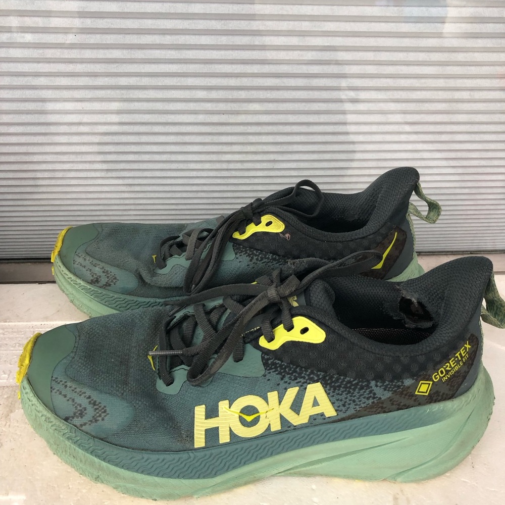 Hoka One One Challenger ATR 7 Women’s Lime & Gray Athletic Sneakers Sz 8B.